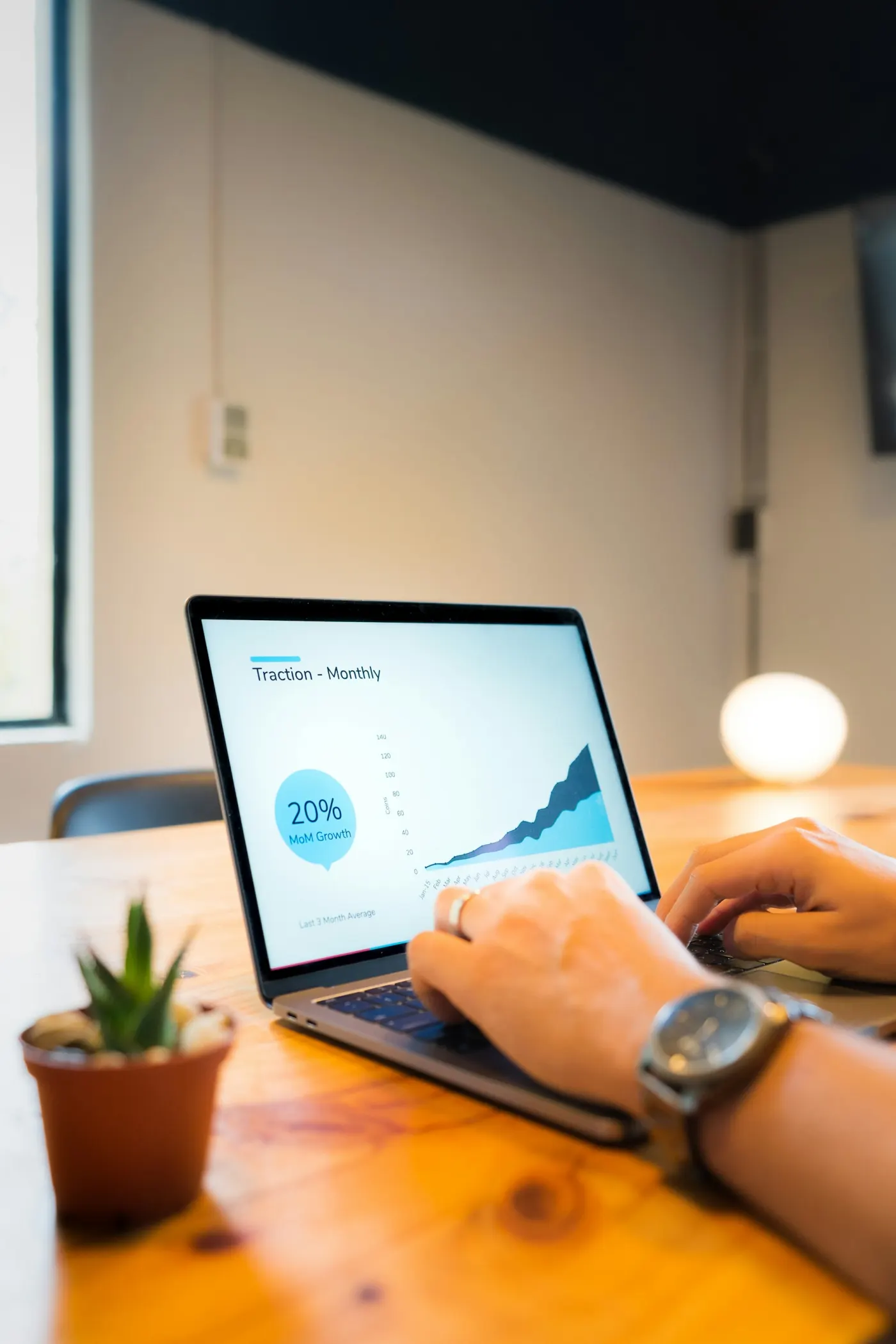 Strategi 'Bootstrapping' Efektif untuk Menjaga Pertumbuhan Organik Startup
