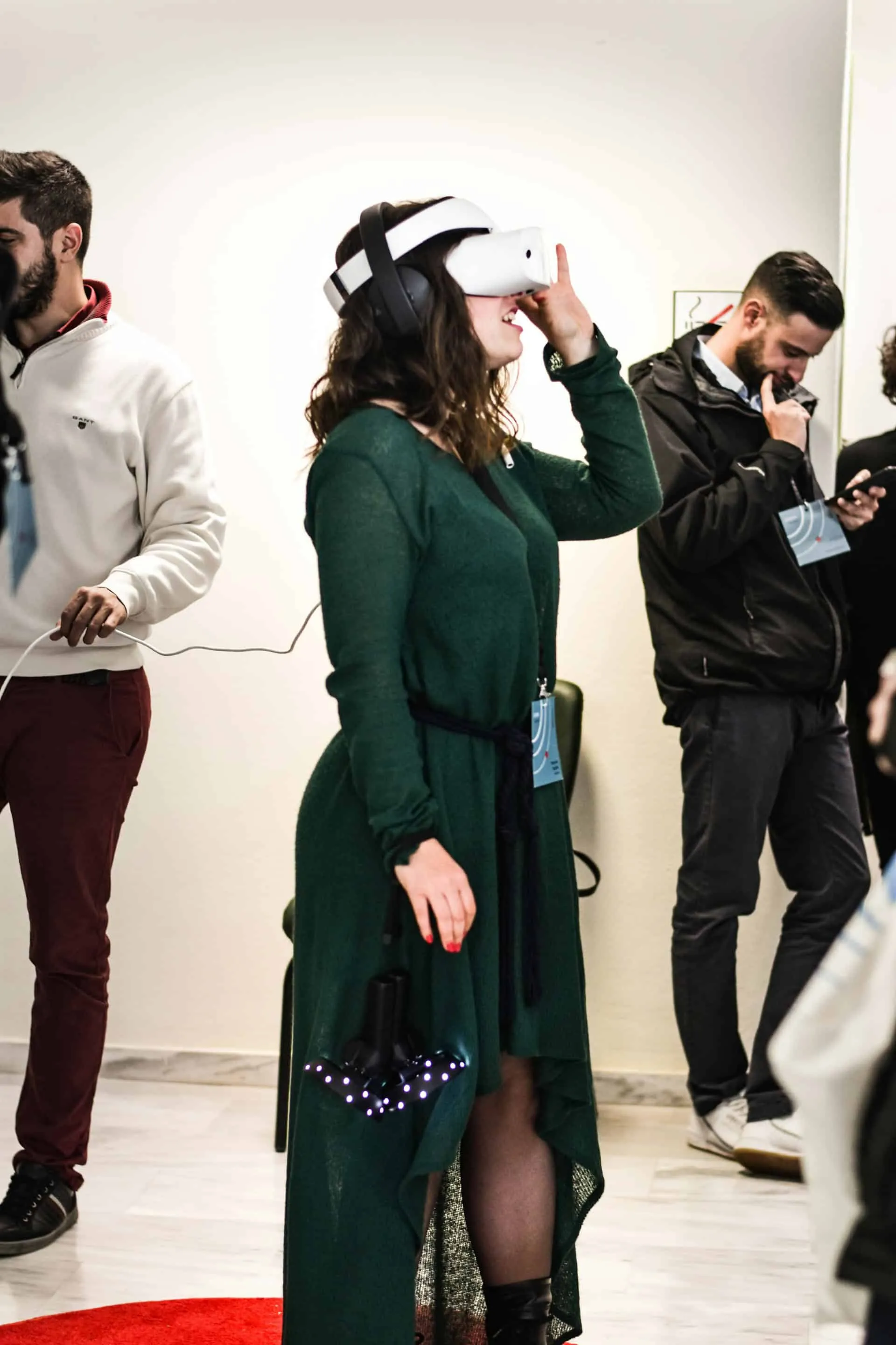 Travel Tech: Hyper-Personalization dengan AI & Virtual Reality (VR) untuk Pre-Trip Planning