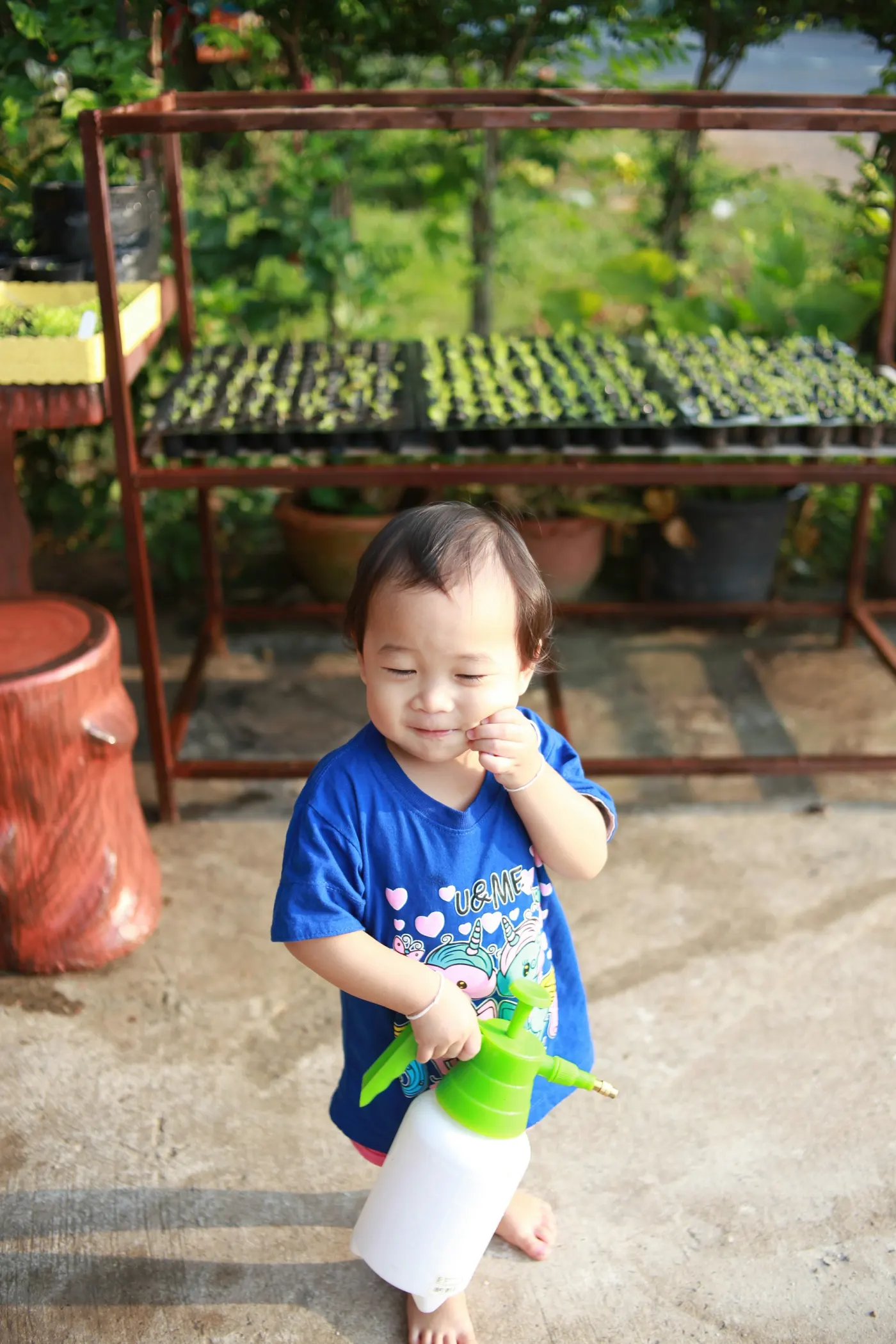 Mengasah Sensori & Motorik Anak Lewat Aktivitas Berkebun Ringan di Pekarangan