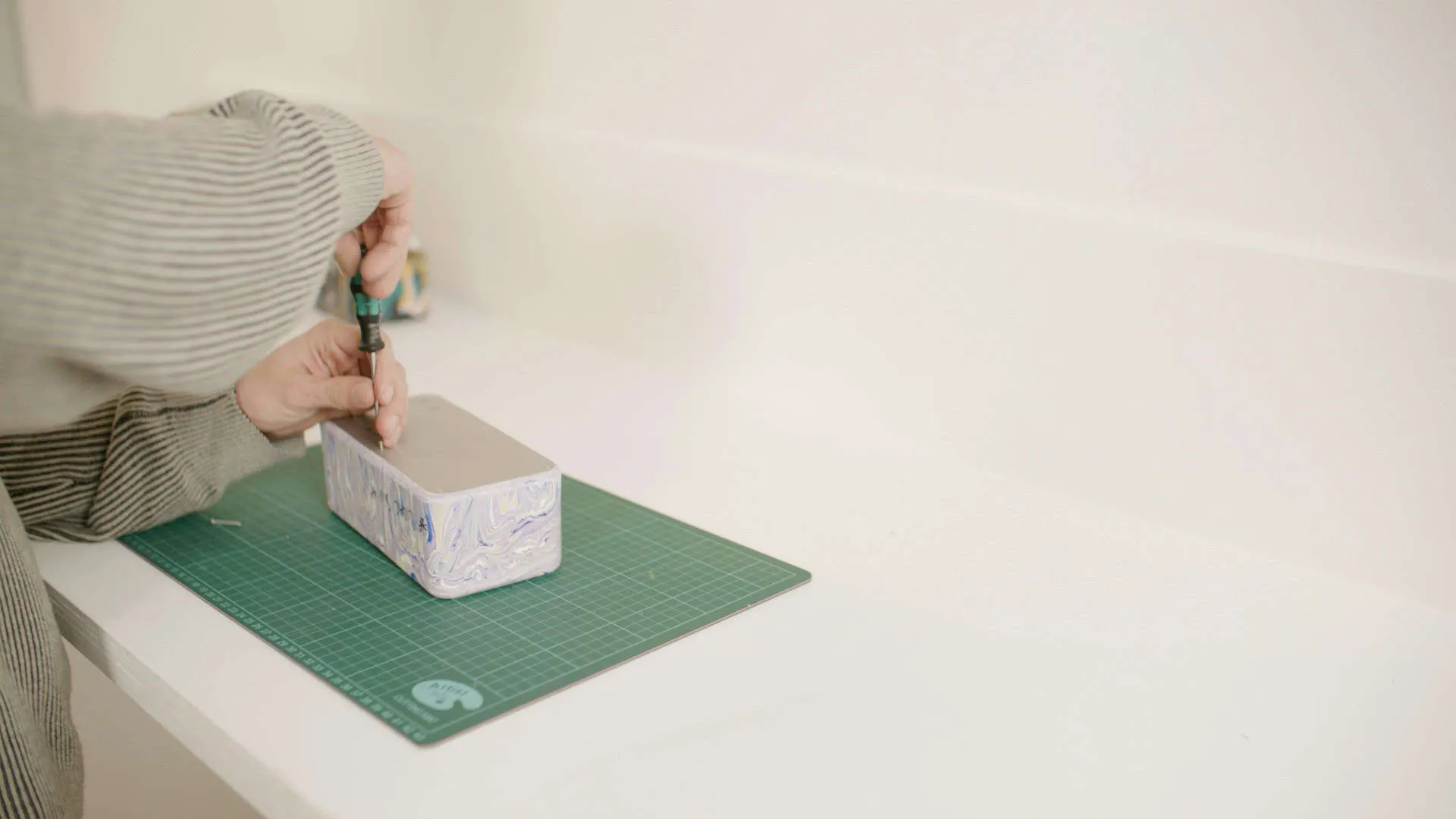 Sustainable Tech: Breaking the Disposable Culture Towards an Era of Longevity