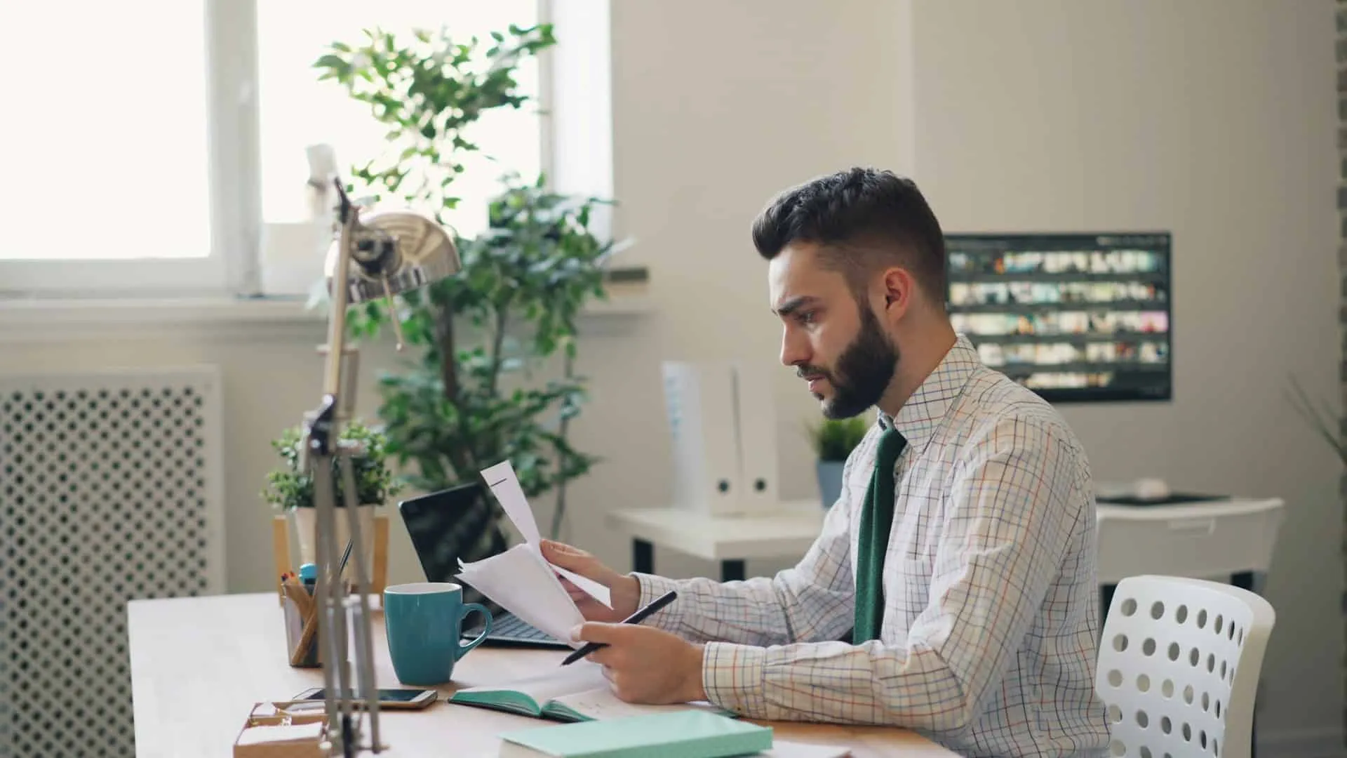 Angel Investor vs Venture Capital: Memilih Mitra Finansial yang Tepat untuk Akselerasi Bisnis